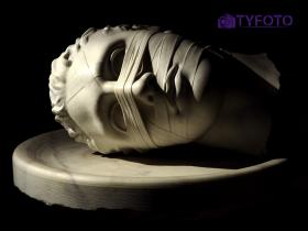 T1045063